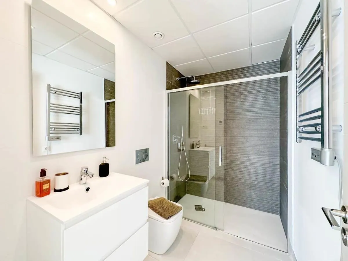 Apartmán Rooftop Jacuzzi Pools Modern Wifi Townhouse Estepona